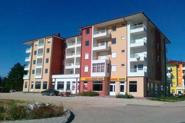 Stambena zgrada Livno stan